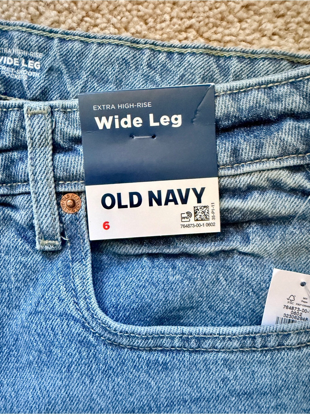 Old Navy Extra High Rise Wide Leg Cuffed Jeans Womens 6 NWT Y2K Style Lt Blue - Picture 4 of 7